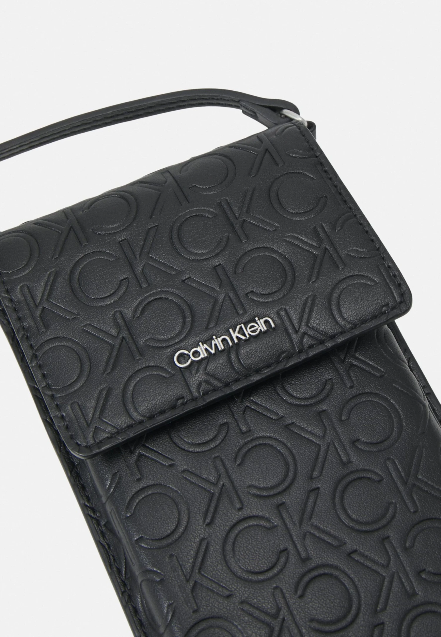 Calvin Klein Must Phone Pouch - Telefoonhoesje - Black Mono - Afbeelding 4