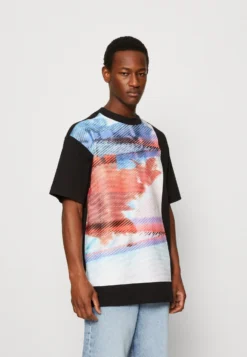 Calvin Klein Jeans Large Motion Floral Tee Unisex - T-Shirt Print - Black