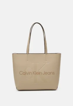 Calvin Klein Jeans Sculpted Shopper Mono - Shopper - Dune