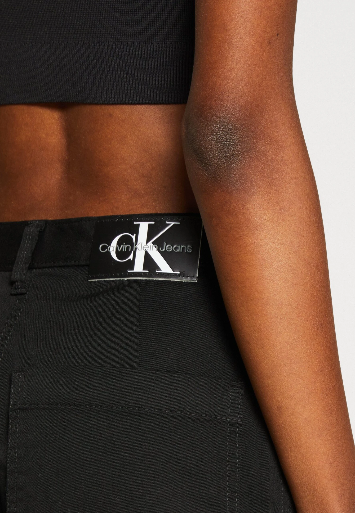 Calvin Klein Jeans High Rise Straight - Cargobroek - Black - Afbeelding 4