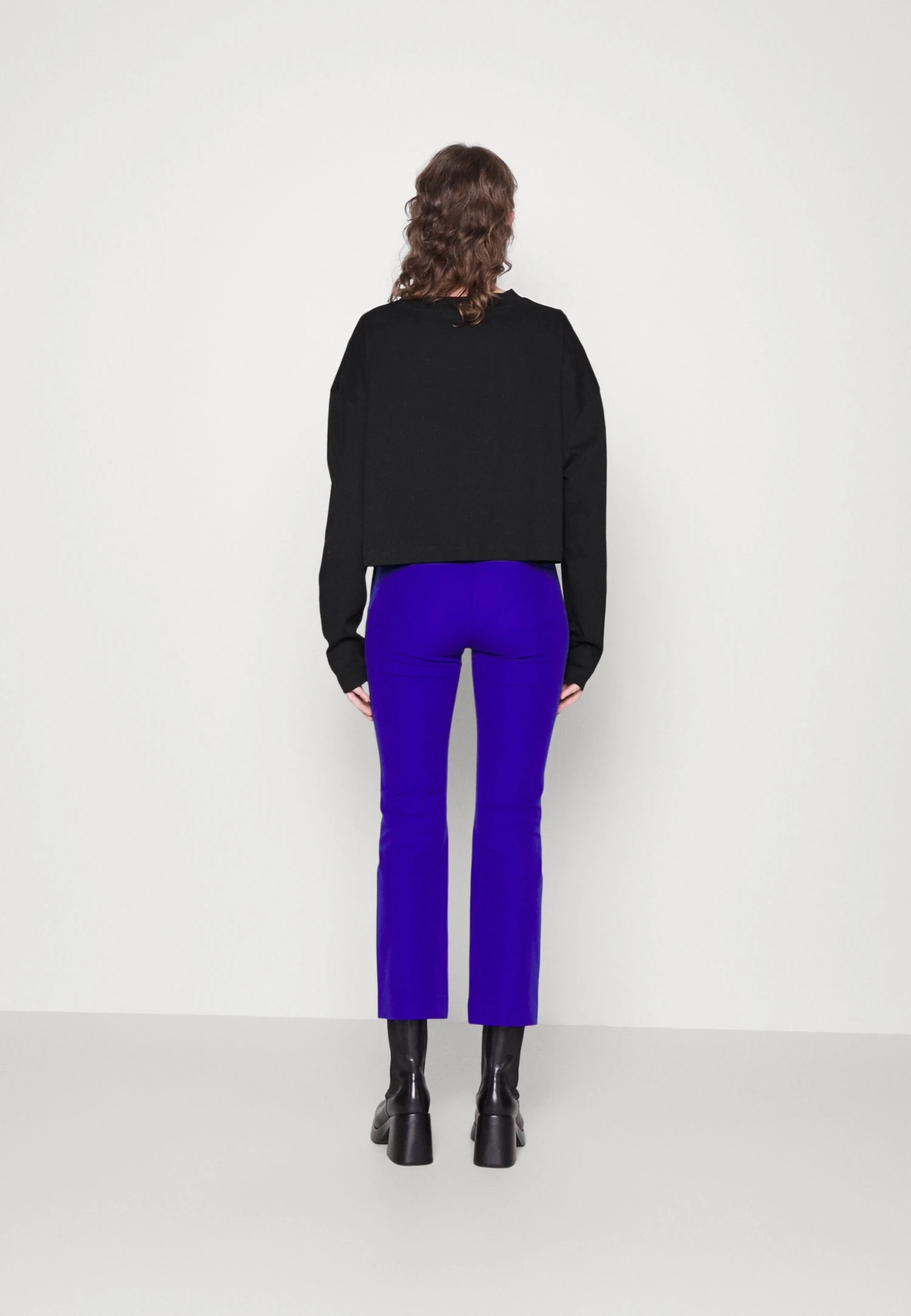 Calvin Klein Jeans Archival Monologo Long Sleeve - Sweater - Black - Afbeelding 3