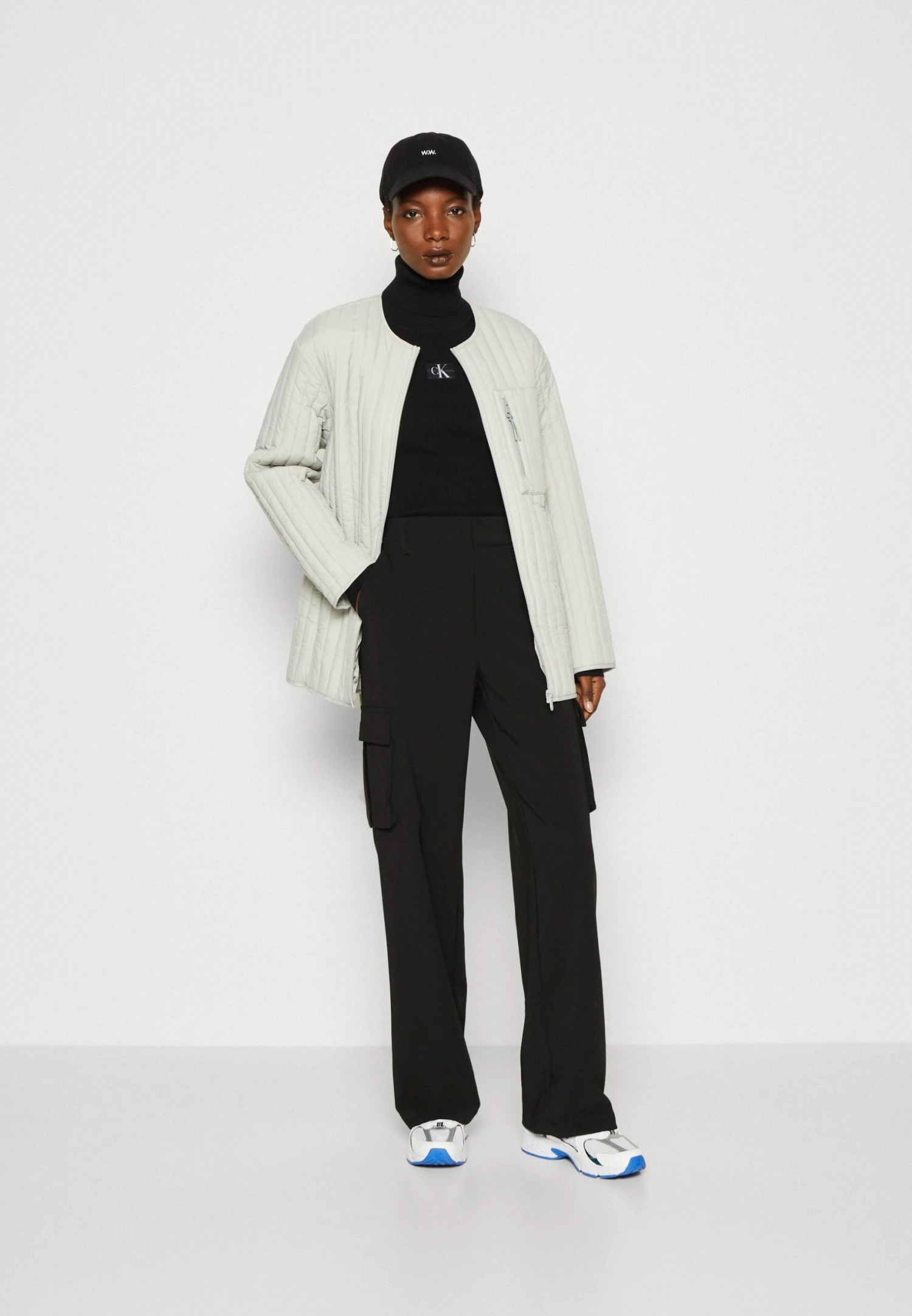 Calvin Klein Jeans Badge Roll Neck Sweater - Trui - Black - Afbeelding 2