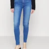 Calvin Klein Jeans Mid Rise Skinny - Jeans Skinny Fit - Denim Medium