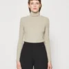 Calvin Klein Longsleeve Turtleneck - Longsleeve - Medium Taupe