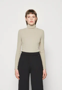 Calvin Klein Longsleeve Turtleneck - Longsleeve - Medium Taupe