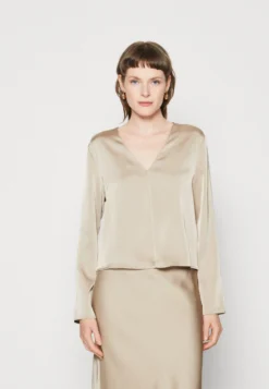 Calvin Klein Light Weight Shirt - Blouse - Medium Taupe