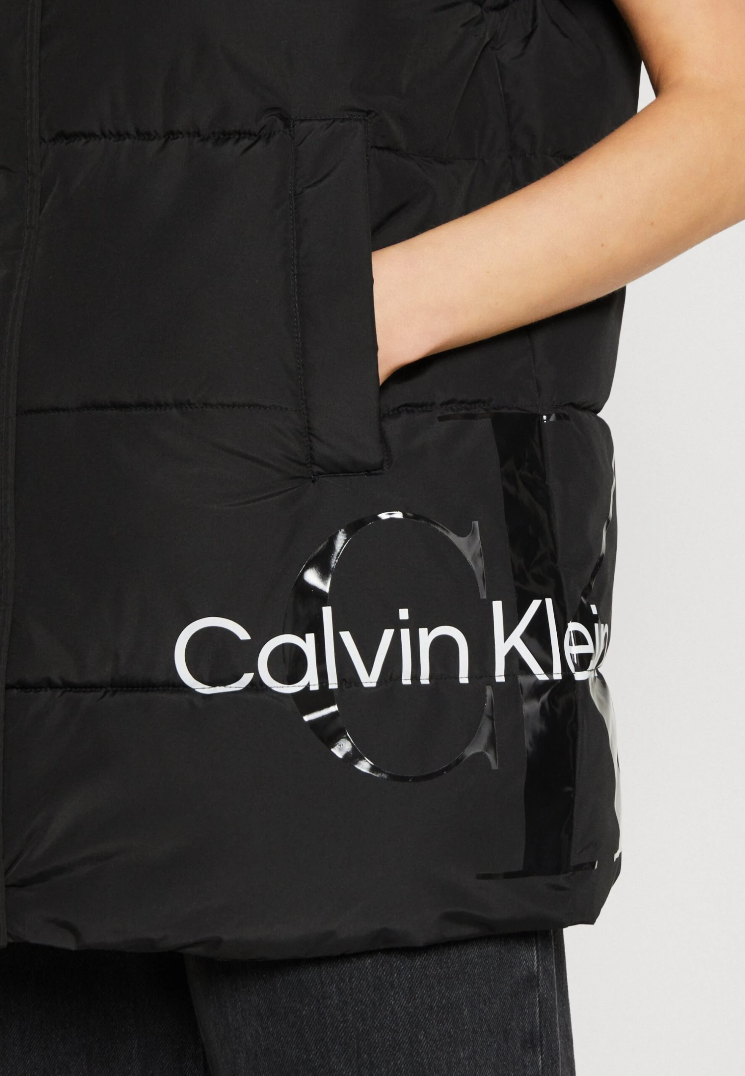 Calvin Klein Jeans Blown Up Long Vest - Bodywarmer - Black - Afbeelding 6
