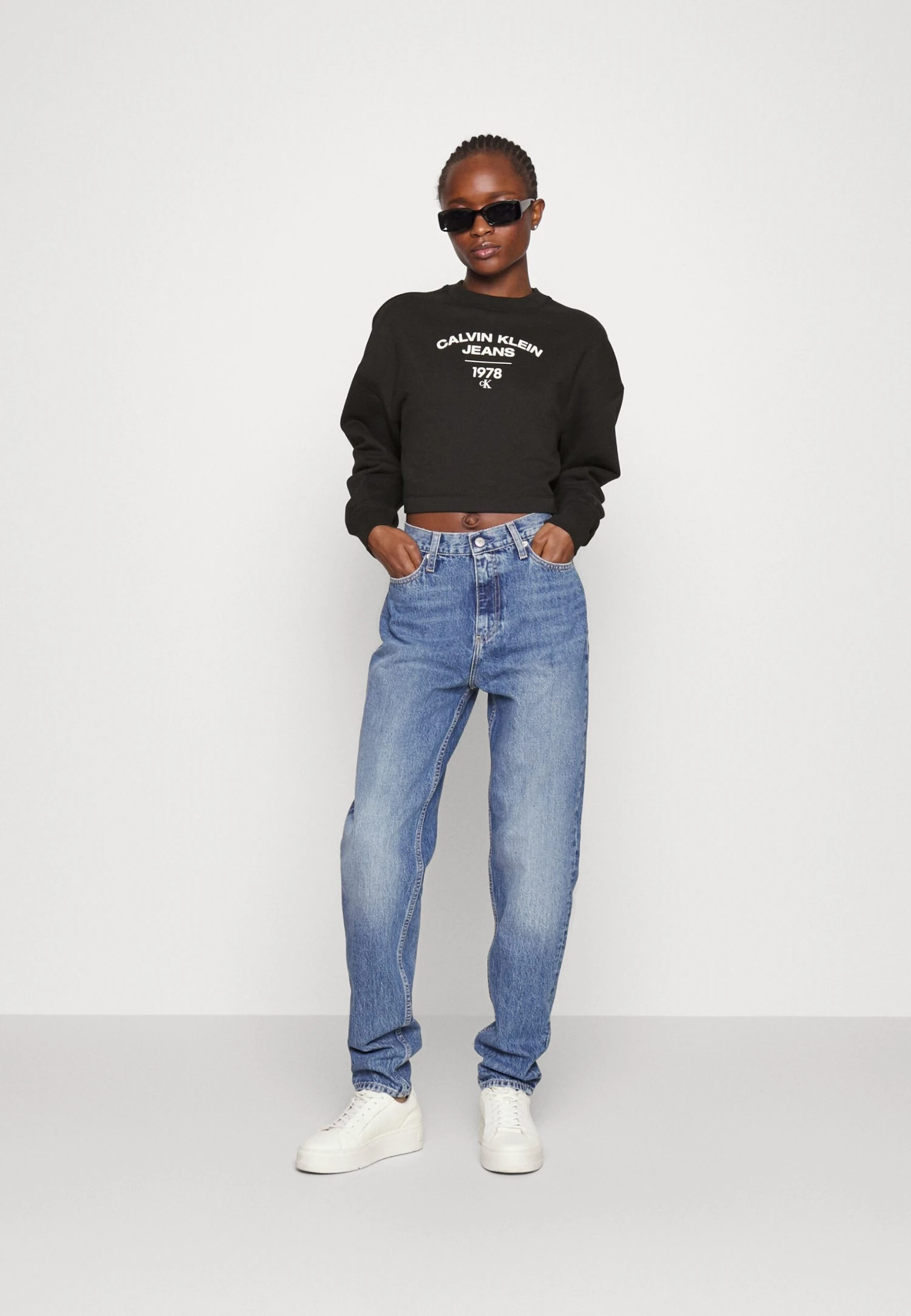 Calvin Klein Jeans Varsity Crewneck - Sweater - Black - Afbeelding 2