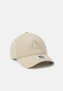 Calvin Klein Jeans Archive Unisex - Pet - Travertine