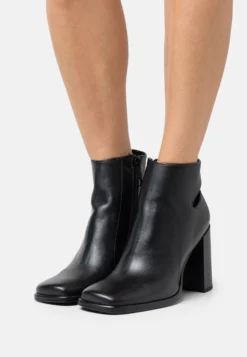 Calvin Klein Jeans Korte Laarzen - Triple Black