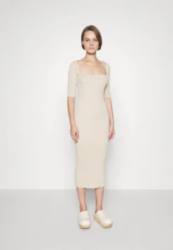 Calvin Klein Square Neck Midi Dress - Gebreide Jurk - White Clay