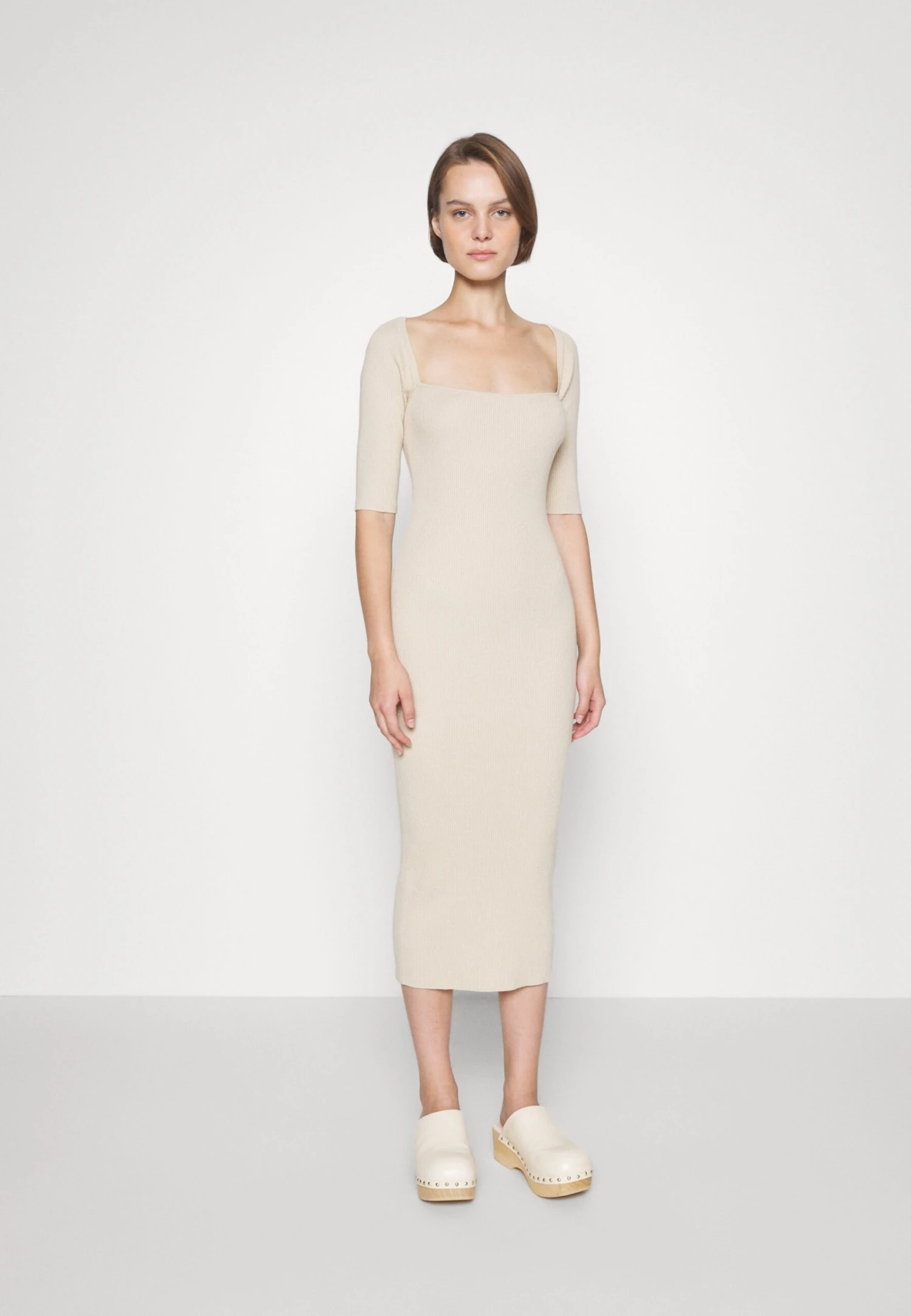 Calvin Klein Square Neck Midi Dress - Gebreide Jurk - White Clay
