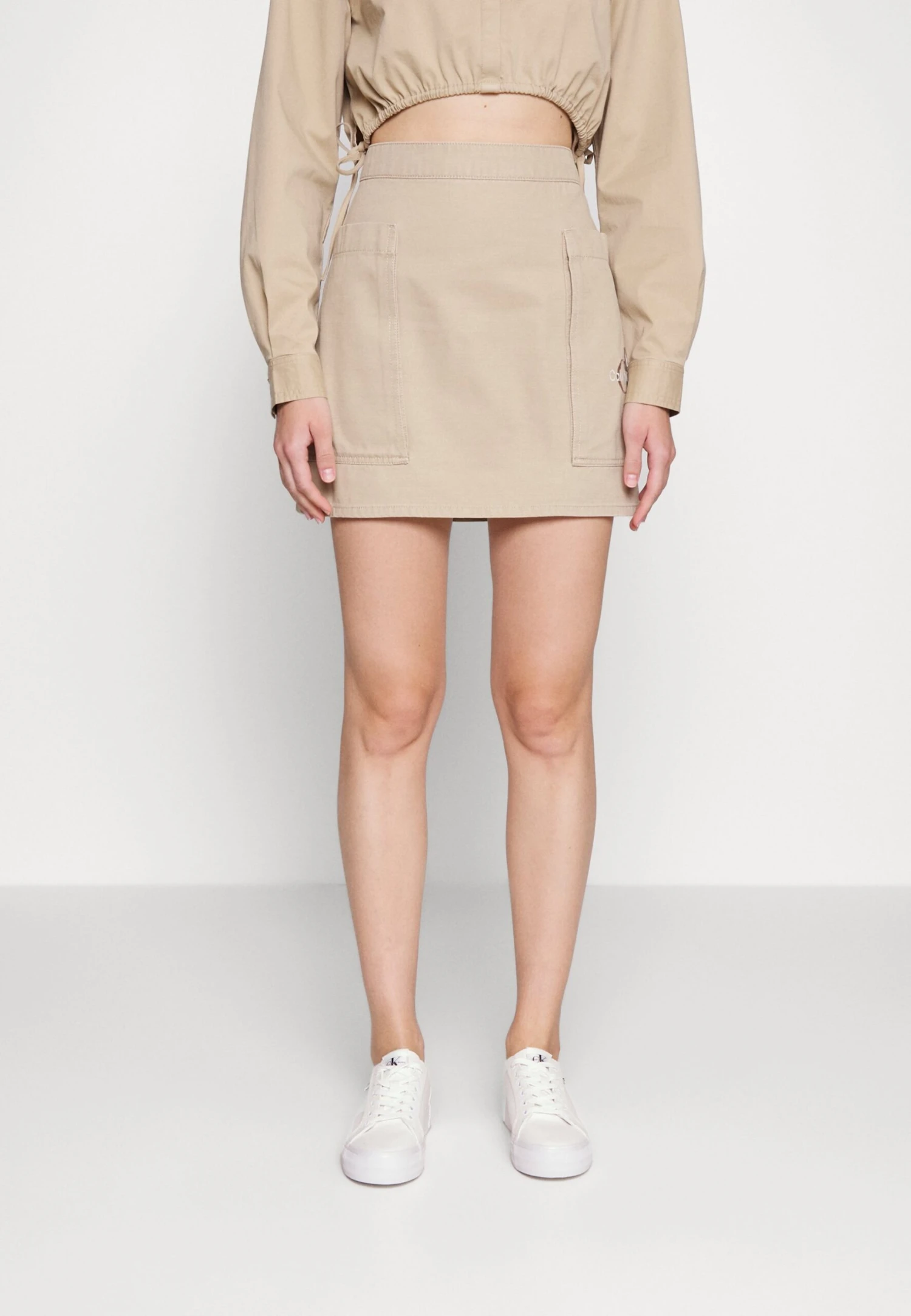 Calvin Klein Jeans Archival Monologo Utility Skirt - Minirok - Travertine