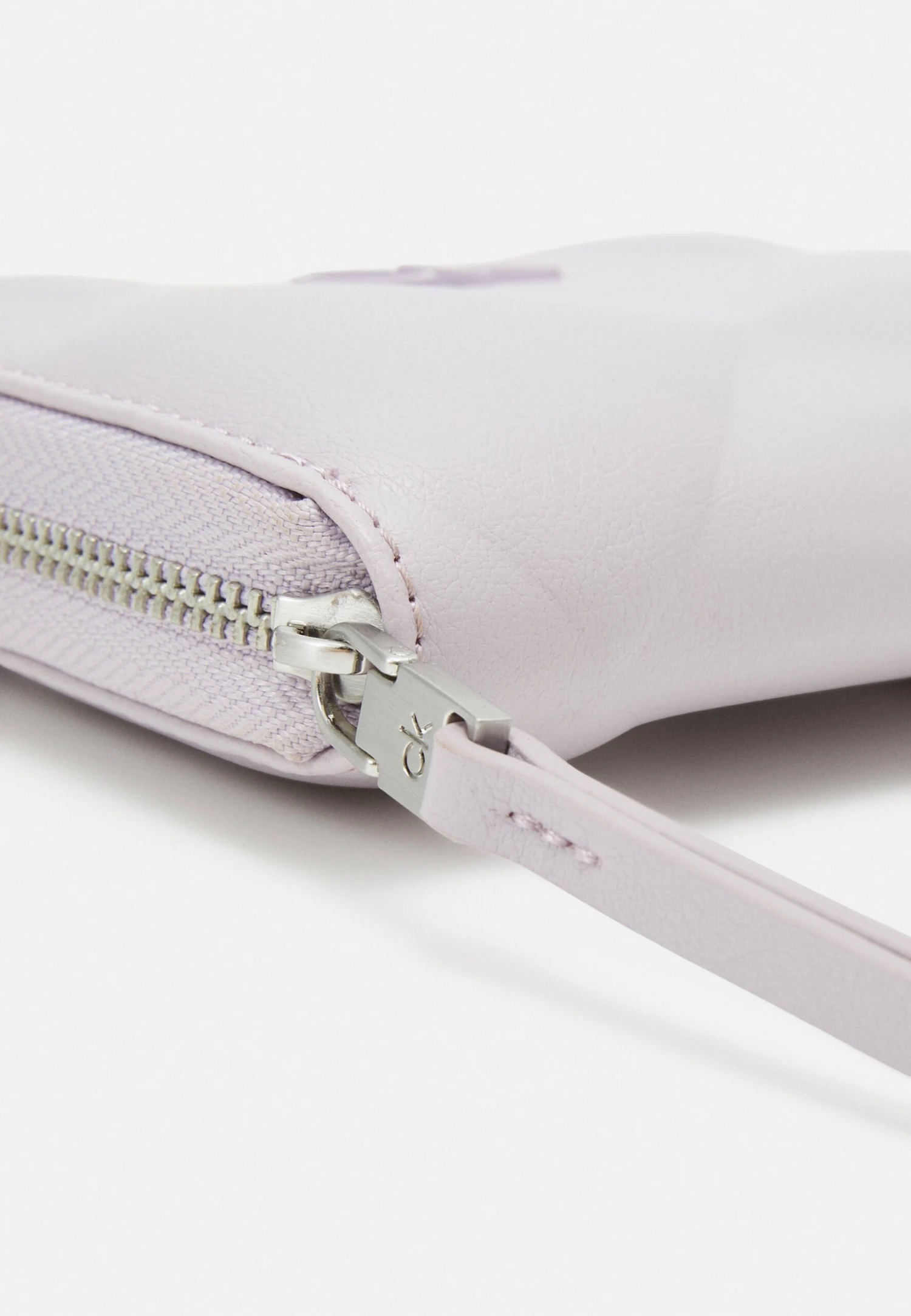 Calvin Klein Lock Quilt Wallet - Portemonnee - Iris - Afbeelding 4