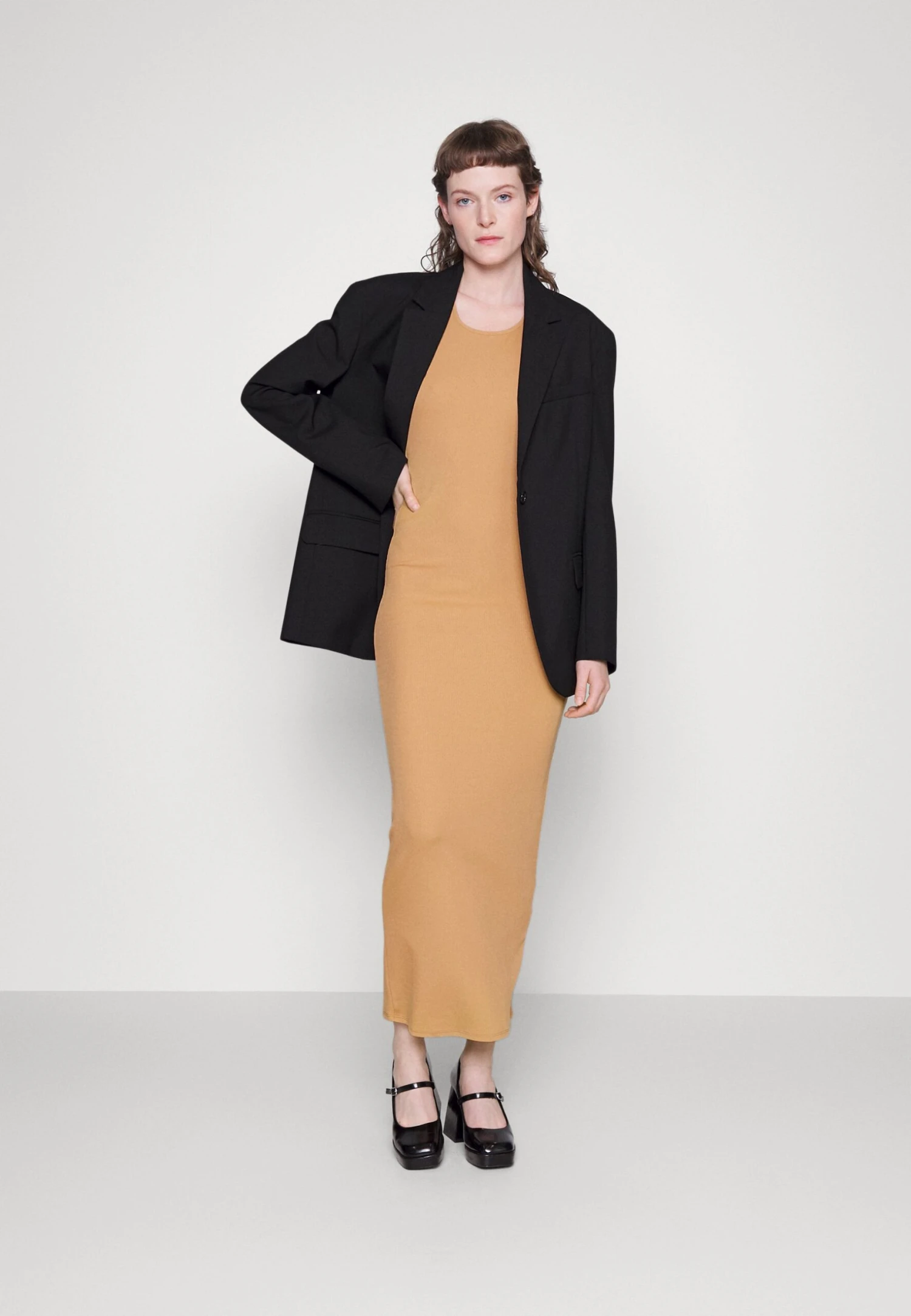 Calvin Klein Nove Cut-Out Maxi Dress - Gebreide Jurk - Pale Terracotta - Afbeelding 2