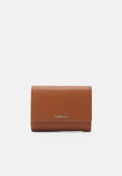 Calvin Klein Elevated Trifold - Portemonnee - Cognac