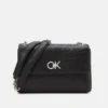 Calvin Klein Lock Crossbody - Handtas - Ck Black