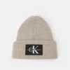 Calvin Klein Jeans Monologo Patch Beanie Unisex - Muts - Eggshell