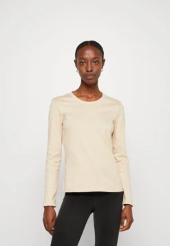 Calvin Klein Crew Neck Tee - Longsleeve - White Clay