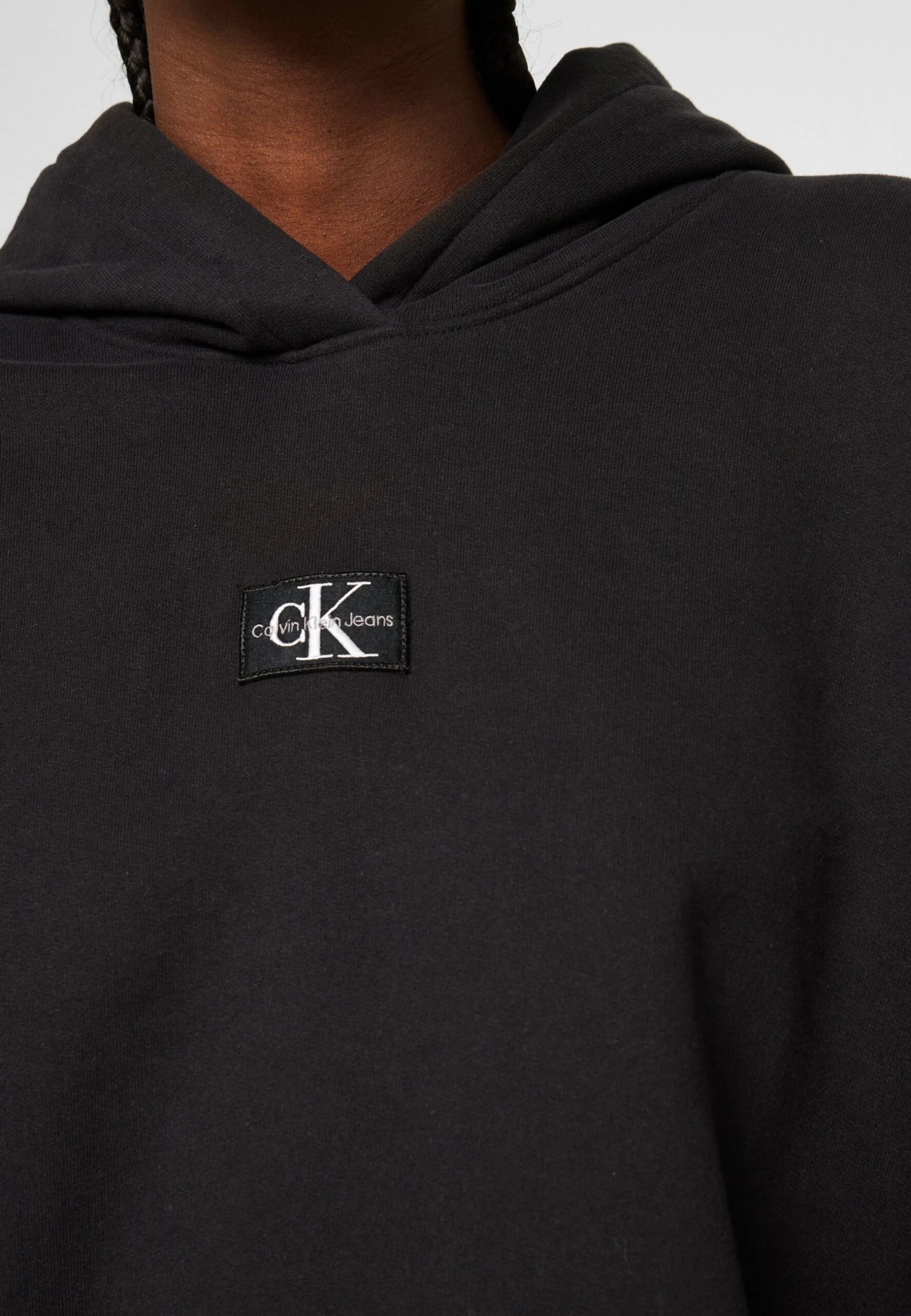 Calvin Klein Jeans Badge Wide Sleeves CropHoodie - Sweater - Ck Black - Afbeelding 6