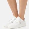 Calvin Klein Jeans Classic Cupsole Fluo Contrast - Sneakers Laag - White/Ancient White