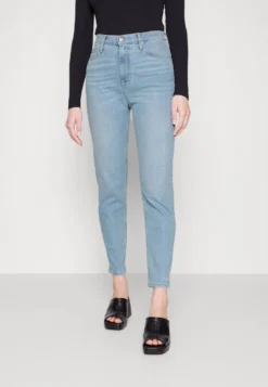 Calvin Klein Jeans Mom - Relaxed Fit Jeans - Denim Light