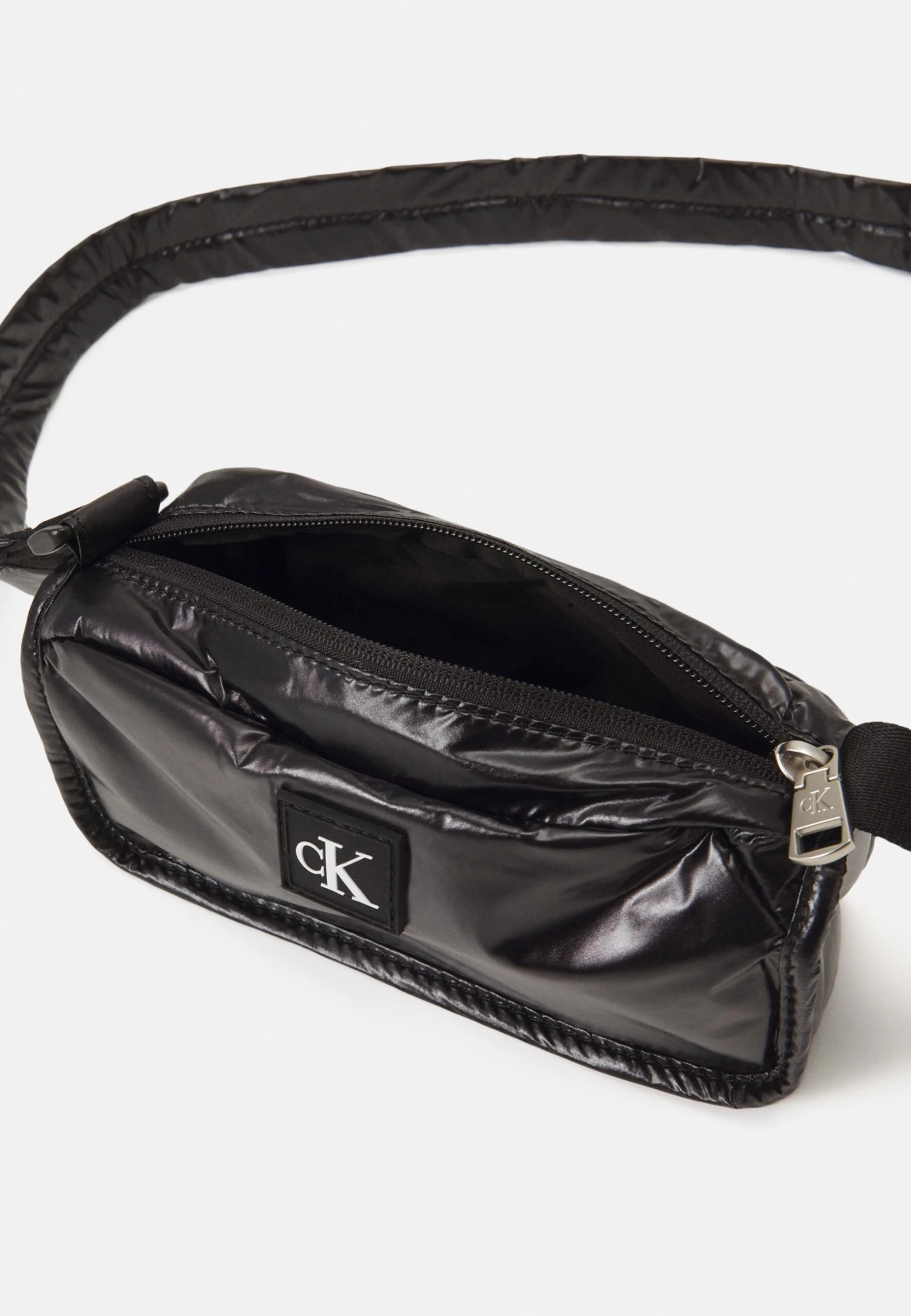 Calvin Klein Jeans City Puffy - Schoudertas - Black - Afbeelding 3