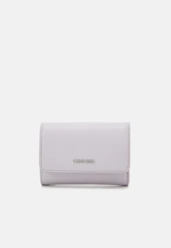 Calvin Klein Must Trifold - Portemonnee - Iris