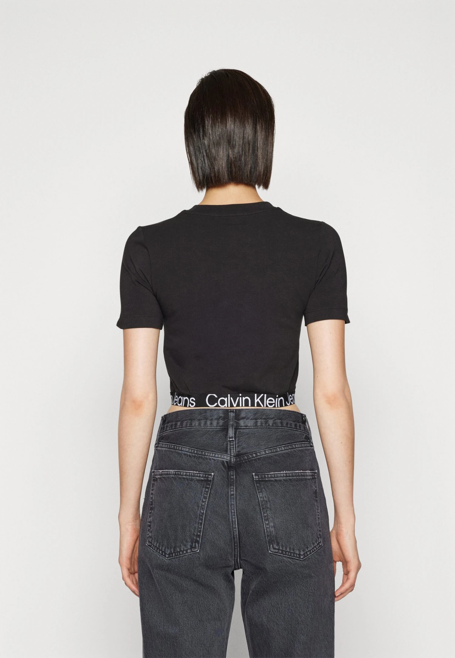 Calvin Klein Jeans Waist Logo Elastic Short Sleeve - T-Shirt Print - Black - Afbeelding 4