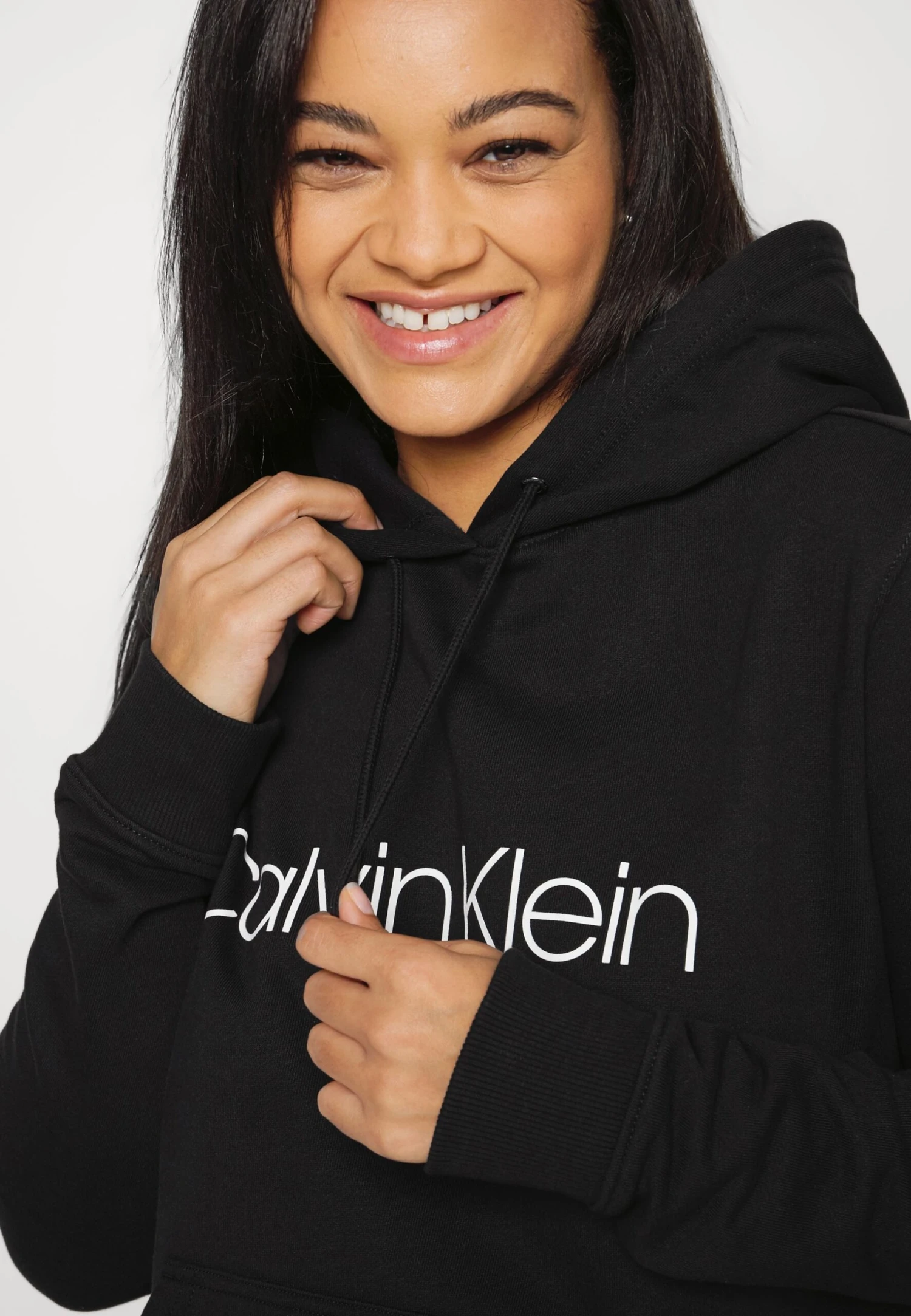 Calvin Klein Inclusive Core Logo Hoodie - Sweater - Black - Afbeelding 4