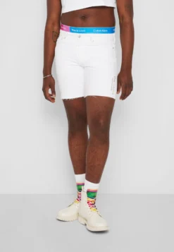 Calvin Klein Jeans Unisex - Jeansshort - White
