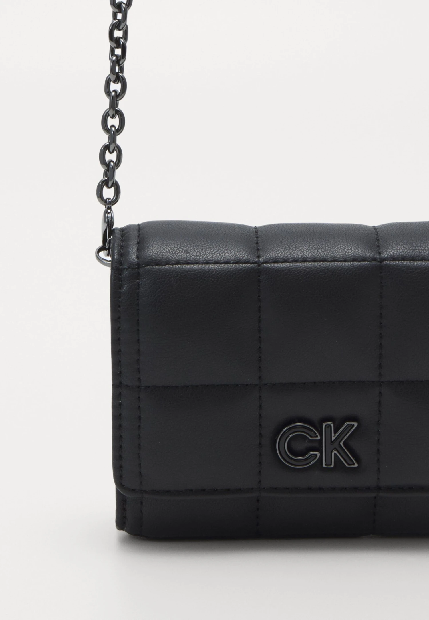 Calvin Klein Lock Quilt Trifold Strap - Portemonnee - Black - Afbeelding 6