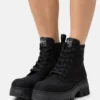 Calvin Klein Jeans Chunky Combat- Enkellaarsjes Met Plateauzool - Triple Black