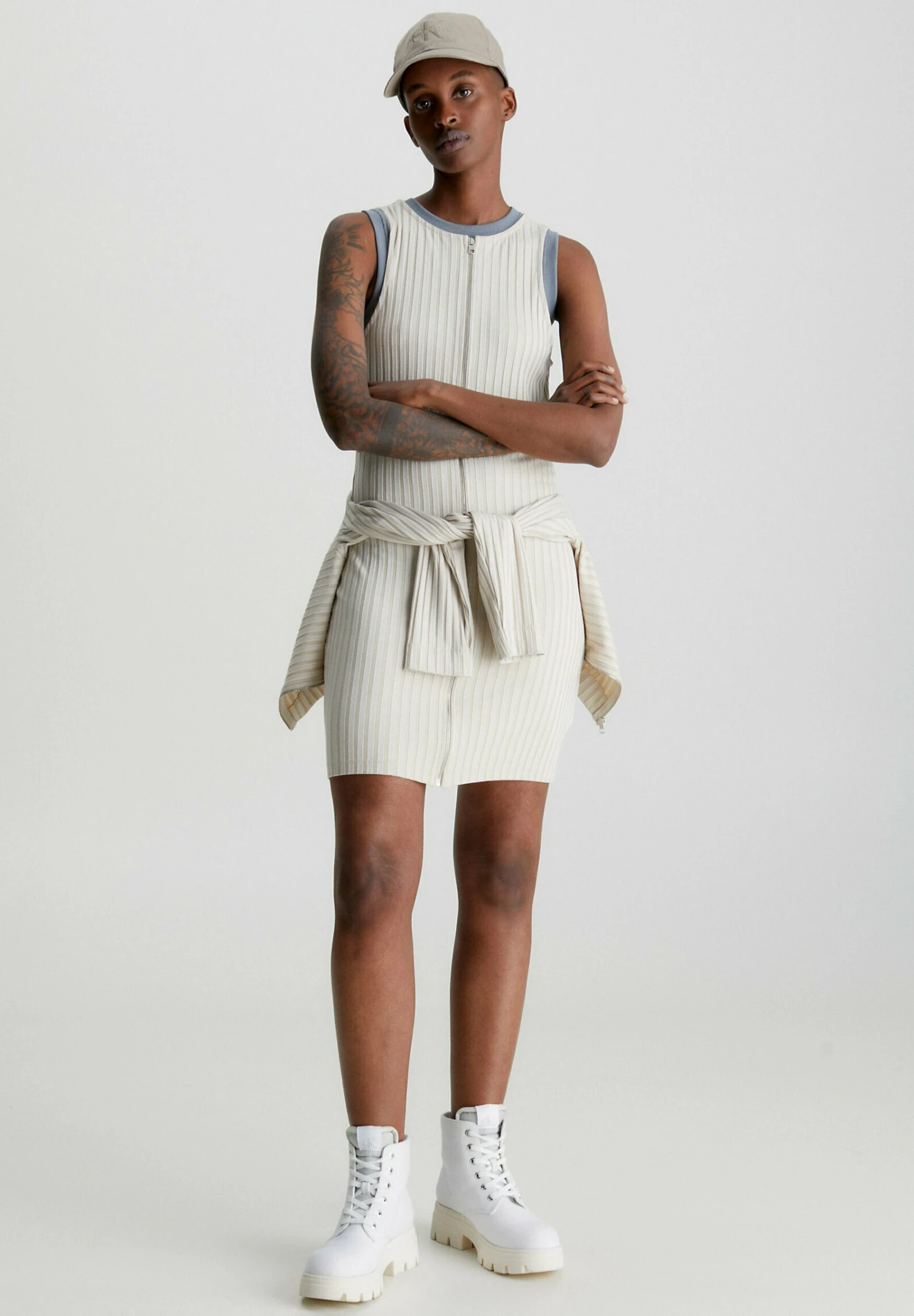 Calvin Klein Jeans Zipper Elongated - Etui-Jurk - Classic Beige