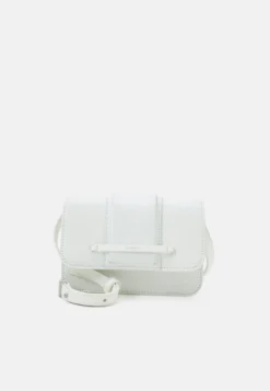 Calvin Klein Bar Hardware Crossbody - Crackle - Schoudertas - Bright White