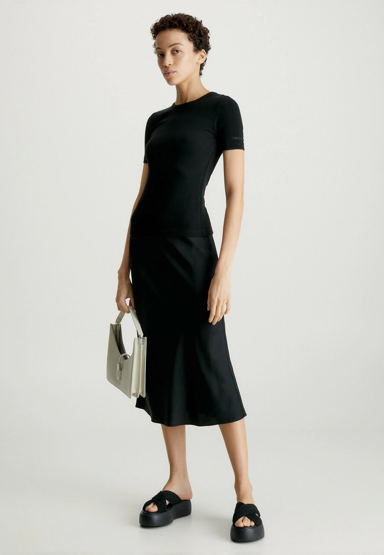 Calvin Klein Skinny- T-Shirt Basic - Ck Black - Afbeelding 2