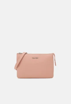 Calvin Klein Must Crossbody - Schoudertas - Café Au Lait