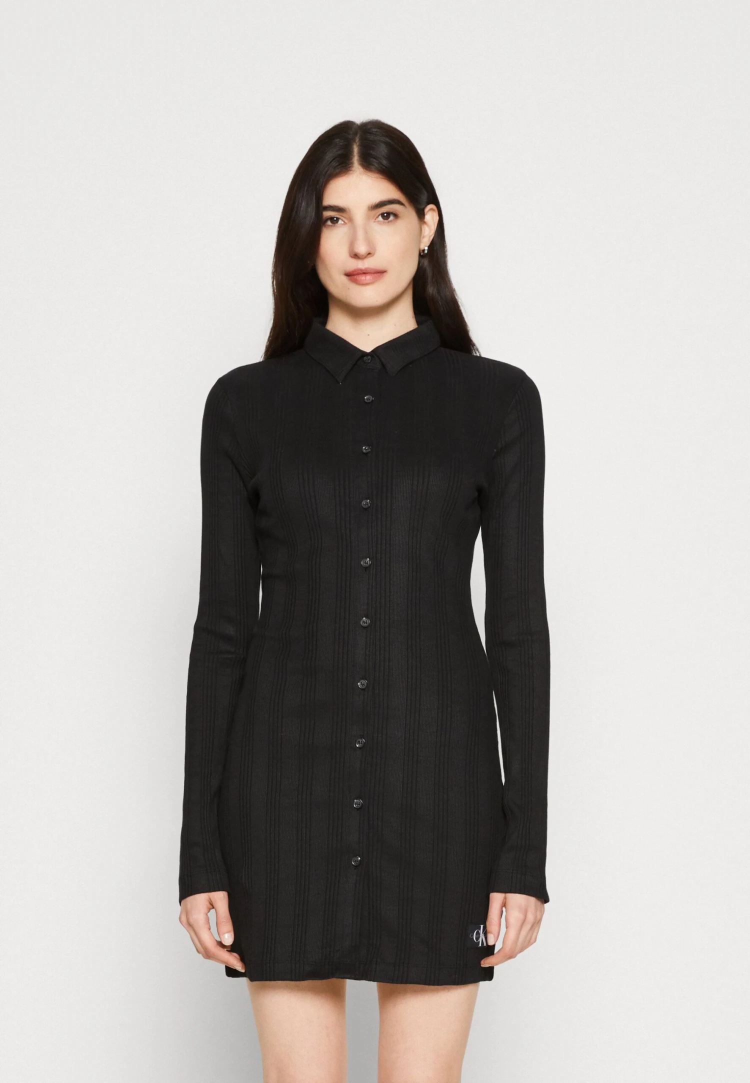 Calvin Klein Jeans Badge Elongated Shirt Dress - Etui-Jurk - Black