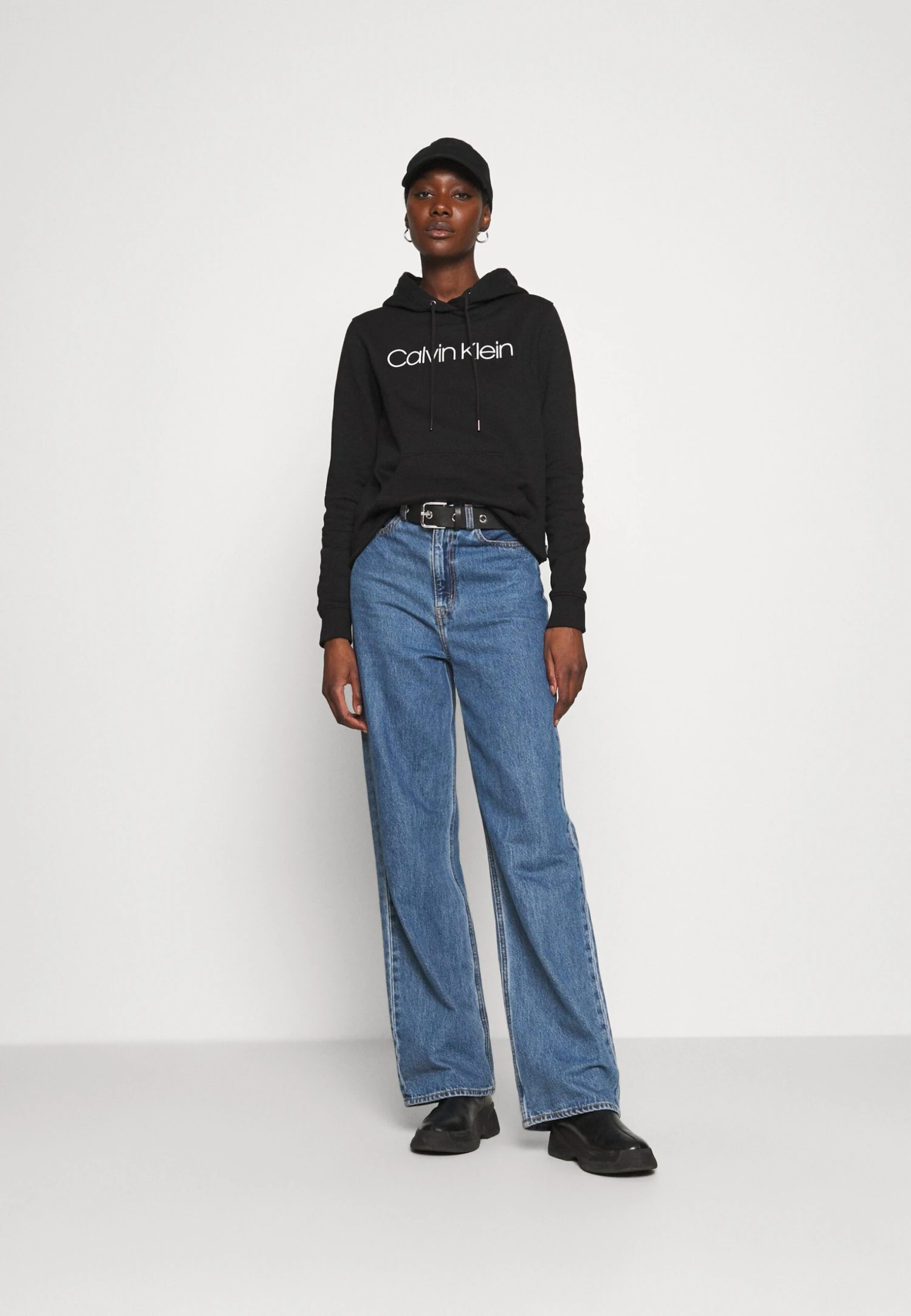 Calvin Klein Core Logo Hoodie - Hoodie - Black - Afbeelding 2