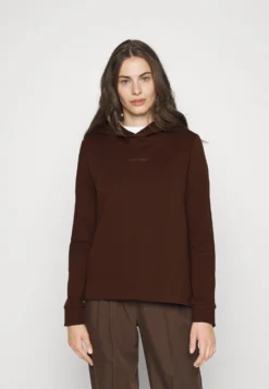 Calvin Klein Micro Logo Essential Hoodie - Sweater - Dark Chestnut