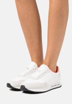 Calvin Klein Jeans Retro Runner Soft - Sneakers Laag - White/Creamy