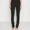 Calvin Klein Stretch Gabardine Skinny Pant - Broek - Black