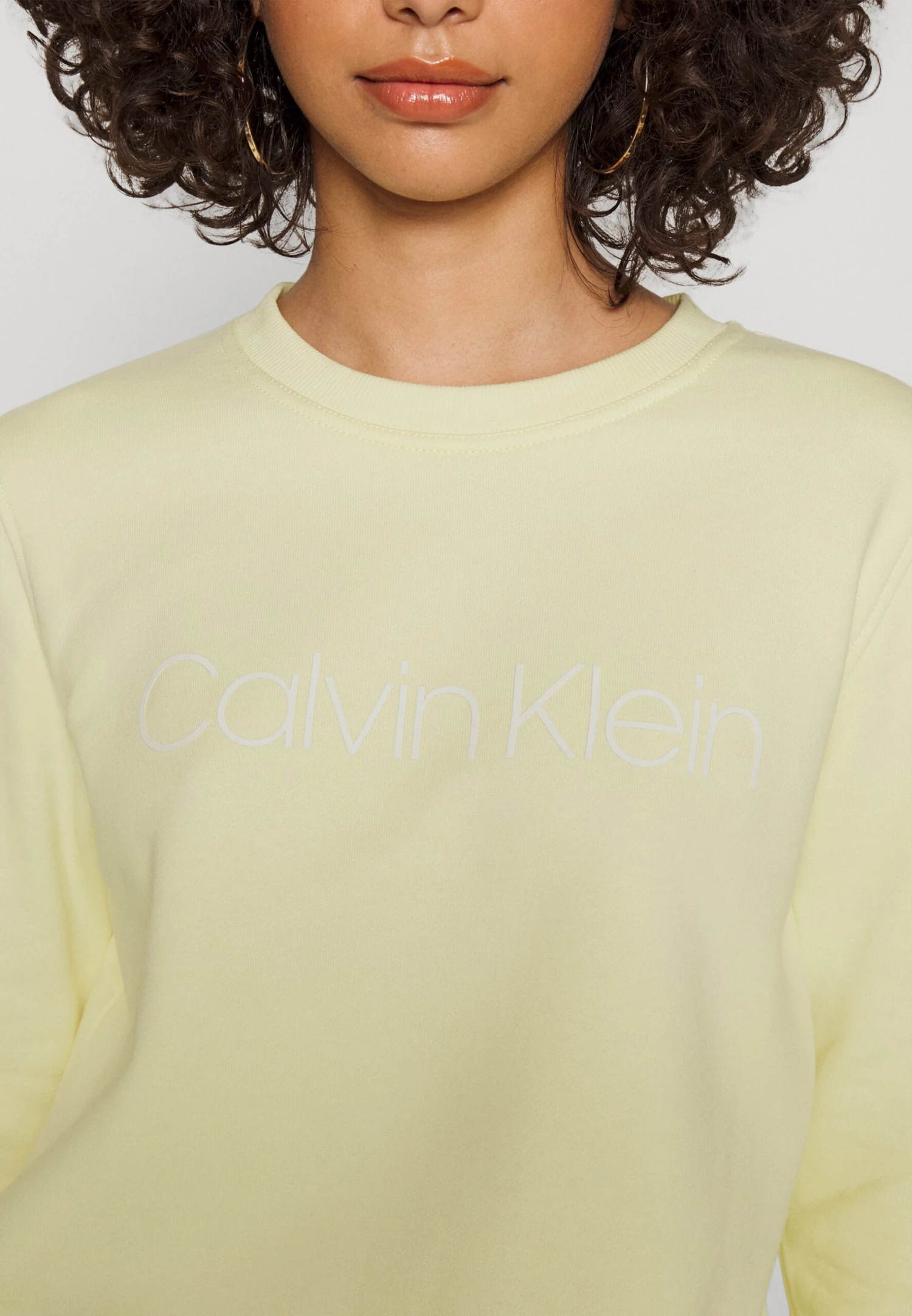 Calvin Klein Core Logo - Sweater - Buttercream Frost - Afbeelding 4