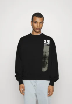 Calvin Klein Jeans Brushstroke Unisex - Sweater - Black