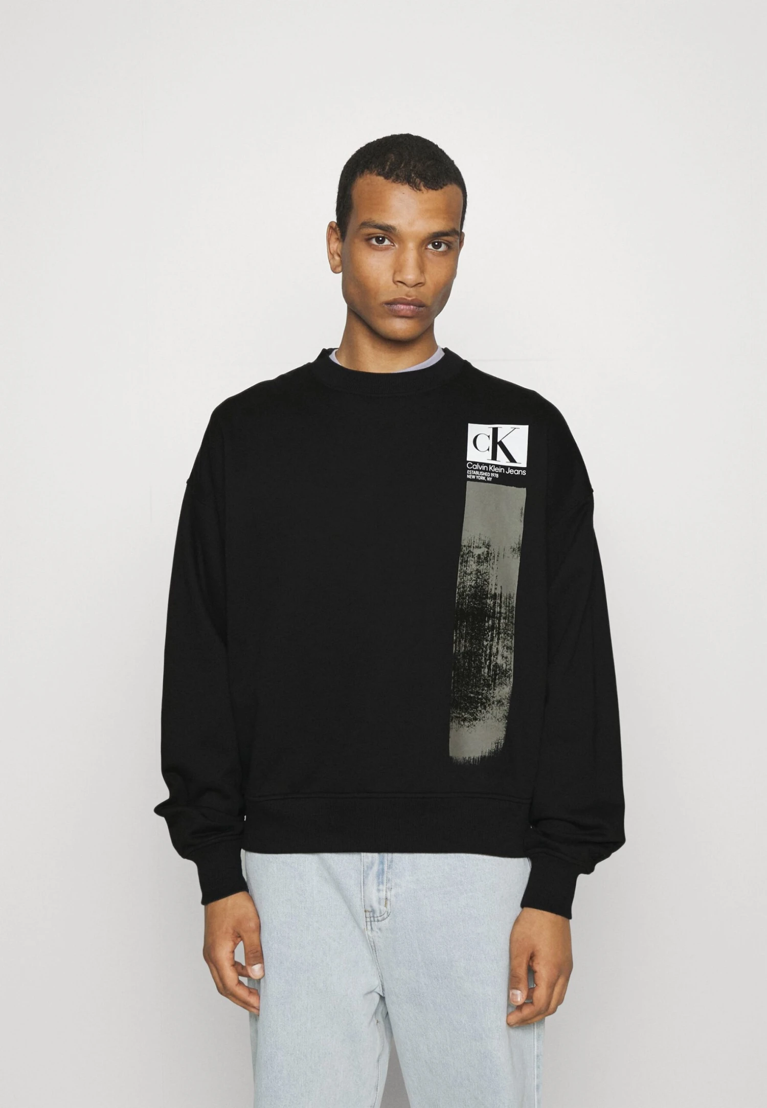 Calvin Klein Jeans Brushstroke Unisex - Sweater - Black
