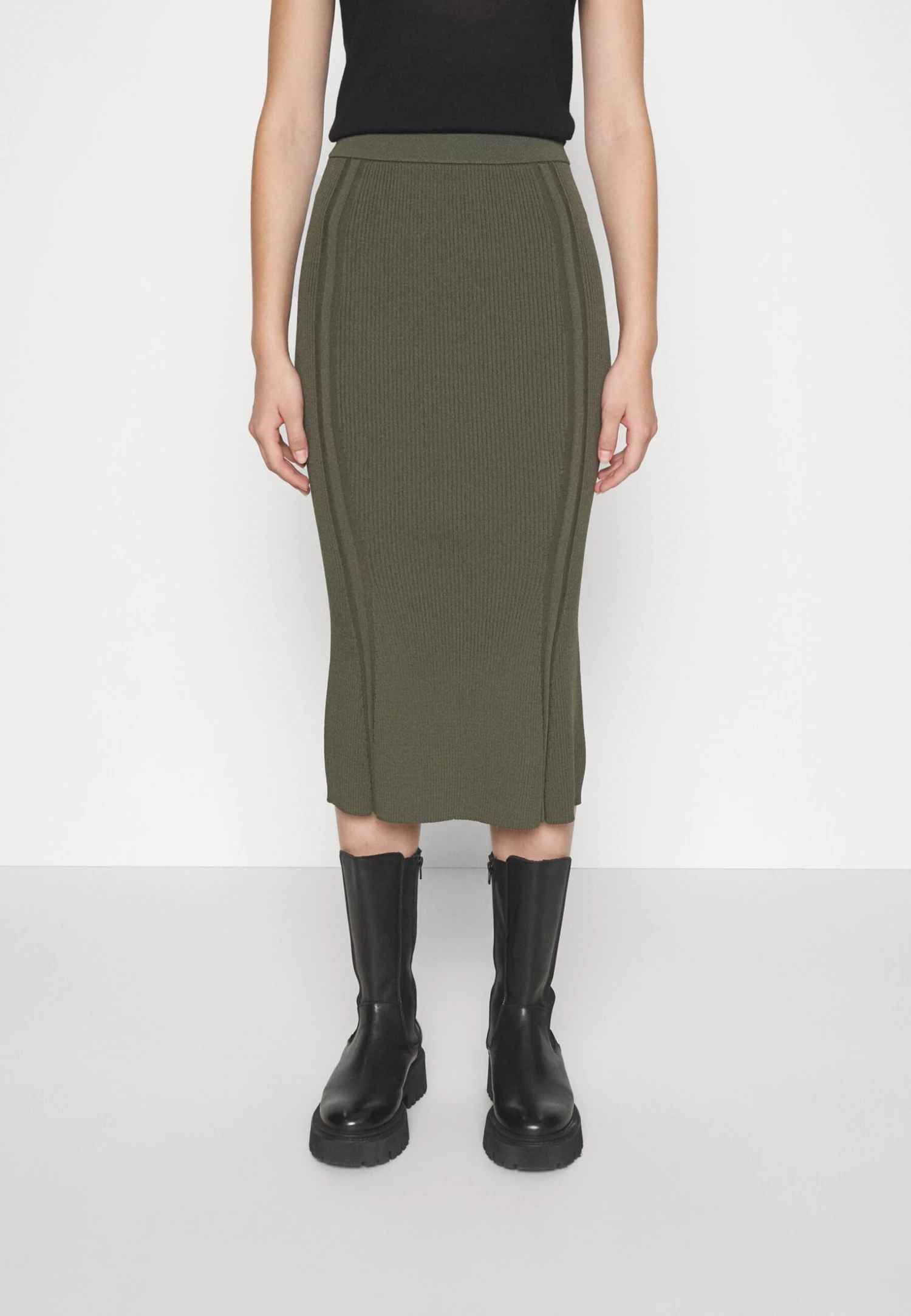 Calvin Klein Iconic Rib Flare Midi Skirt - Kokerrok - Willow Green