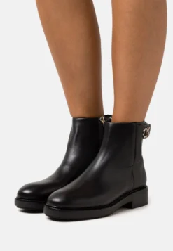 Calvin Klein Boot - Korte Laarzen - Black