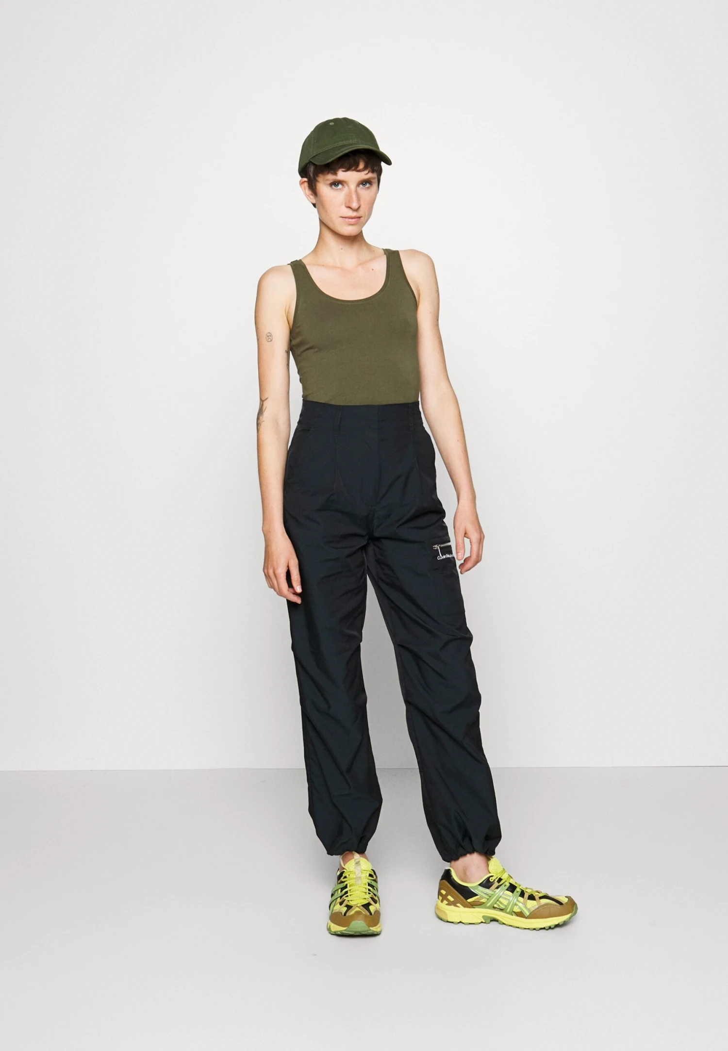 Calvin Klein Jeans Two Tone Parachute Pant - Broek - Black Grey - Afbeelding 2